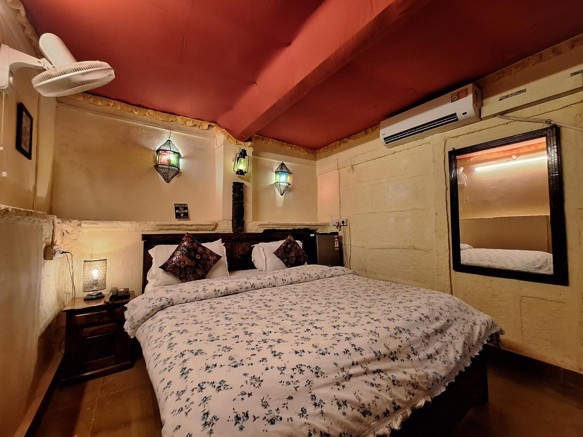 Desert Haveli Guest House Джайсалмер Екстер'єр фото