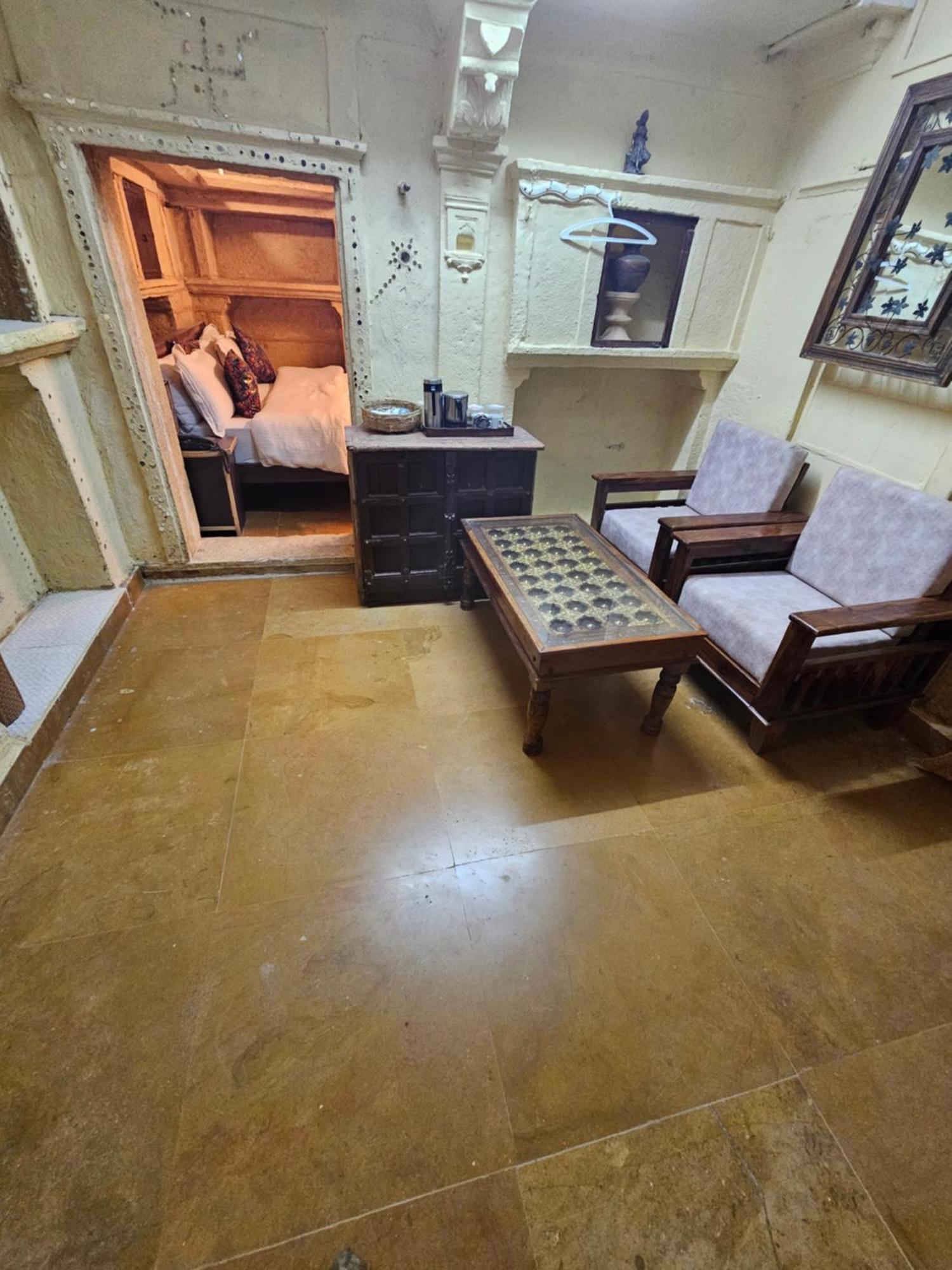 Desert Haveli Guest House Джайсалмер Номер фото